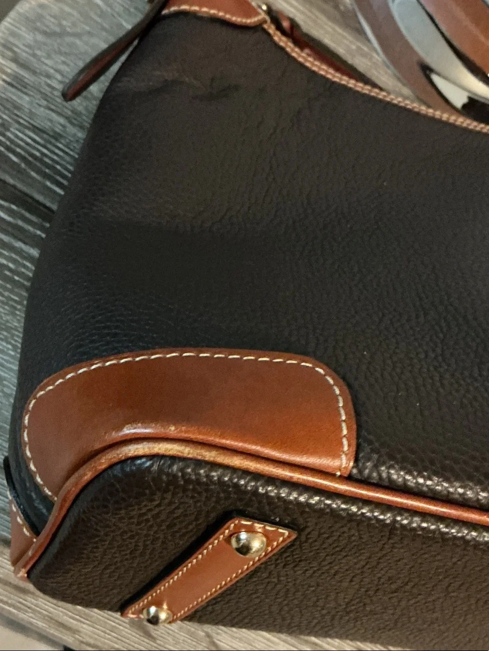 Dooney & Bourke Pebble Grain Leather Hobo Shoulder Bag Brown with Tan Trim EUC
